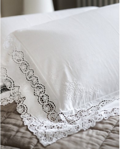 Parure Lenzuola matrimoniali in lino ricamate mod. Burano bianco