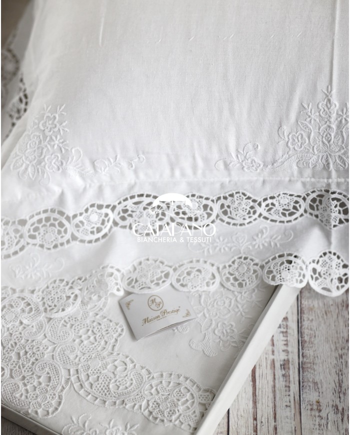 Tris in lino: copriletto, lenzuola e tovaglia Burano Maison Prestige Bianco