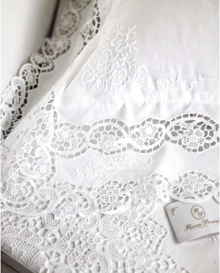Tris in lino: copriletto, lenzuola e tovaglia Burano Maison Prestige Bianco