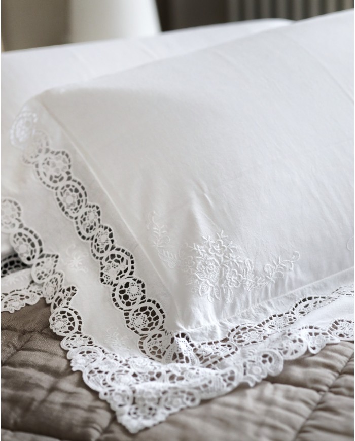 Tris in lino: copriletto, lenzuola e tovaglia Burano Maison Prestige Bianco