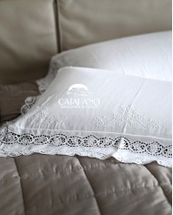 Tris in lino: copriletto, lenzuola e tovaglia Burano Maison Prestige Bianco