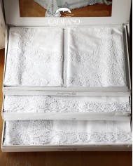 Tris in lino: copriletto, lenzuola e tovaglia Burano Maison Prestige Bianco