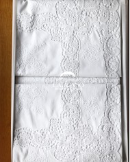 Tris in lino: copriletto, lenzuola e tovaglia Burano Maison Prestige Bianco