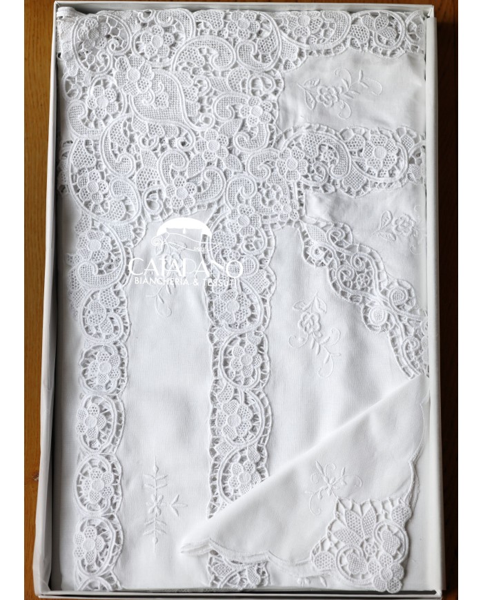 Tris in lino: copriletto, lenzuola e tovaglia Burano Maison Prestige Bianco